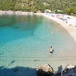 Sissy 2 * Poros (Lefkada)
