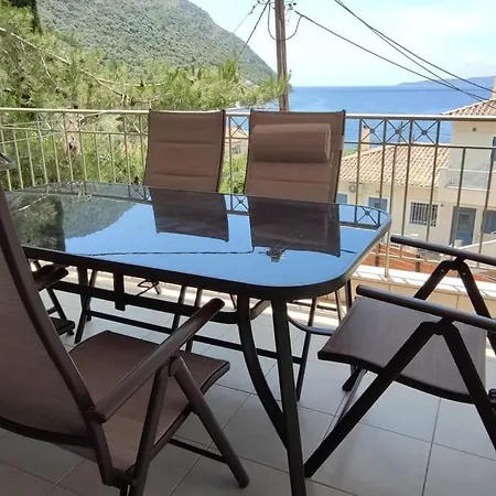 Sissy 2 アパート *