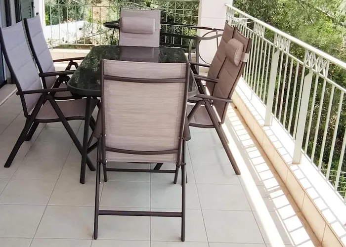 Sissy 2 Poros (Lefkada)